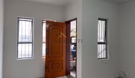 Casa a venda de 90,75 m2 e terreno de 137,50, Saltinho - SP - 2 dormitórios - 2 vagas garagem