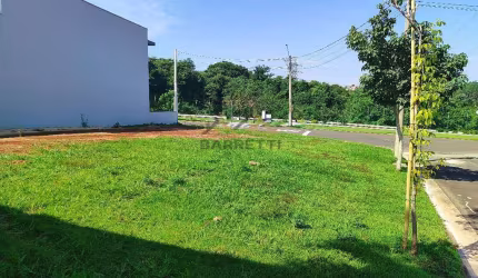 Terreno &#224; venda de 273m&#178; plano no condomínio fechado Lazuli Club