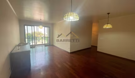 Apartamento &#224; venda com 103m&#178;, 3 quartos sendo 1 suíte, 2 banheiros e 1 vaga de garagem no Edifício Tiradentes