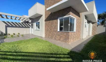 Casa alto padrão a apenas 300 metros da praia com 3 dormitórios à venda, 101 m² por R$ 550.000 - Itapema do Sai - Itapoá/SC