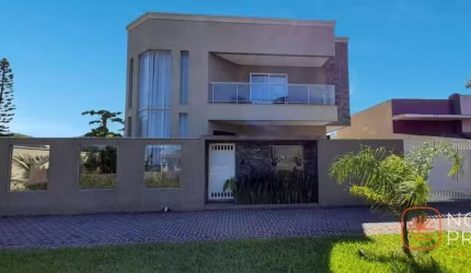 Sobrado de esquina com piscina à venda, 456 m² por R$ 2.600.000 - Itapema do Sai II - Itapoá/SC