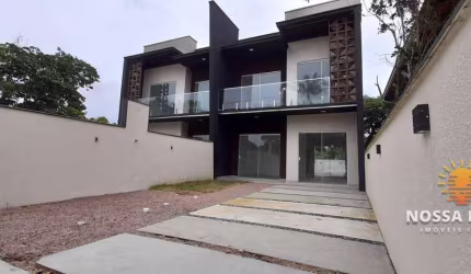 Sobrado com 3 dormitórios à venda, 121 m² por R$ 630.000,00 - Princesa do Mar - Itapoá/SC