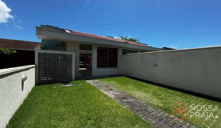 Casa com 3 dormitórios à venda, 97 m² por R$ 450.000,00 - Itapema do Sai - Itapoá/SC