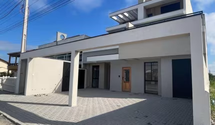 Apartamento Garden com 3 dormitórios à venda, 142 m² por R$ 699.000,00 - Barra do Saí - Itapoá/SC