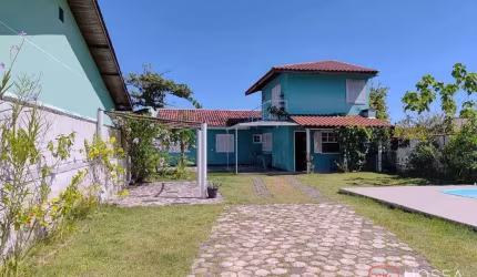 Sobrado com 3 dormitórios à venda, 156 m² por R$ 720.000,00 - Praia Das Conchas - Itapoá/SC