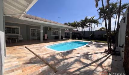 Casa com 6 dormitórios à venda, 280 m² por R$ 1.900.000 - Praia Das Conchas - Itapoá/SC