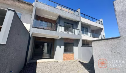 Sobrado com 3 dormitórios à venda, 116 m² por R$ 725.000,00 - Sao José - Itapoá/SC