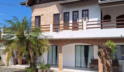 Casa com 5 dormitórios à venda, 300 m² por R$ 970.000,00 - Itapema do Norte - Itapoá/SC