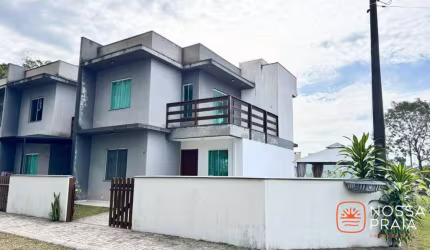 Sobrado com 3 dormitórios à venda, 82 m² por R$ 450.000,00 - Brandalize - Itapoá/SC