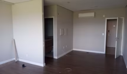 SALA COMERCIAL DE 74 METROS QUADRADOS PARA ALUGAR EM JD PAULISTANO ANEXO AO IGUATEMI SHOPPING