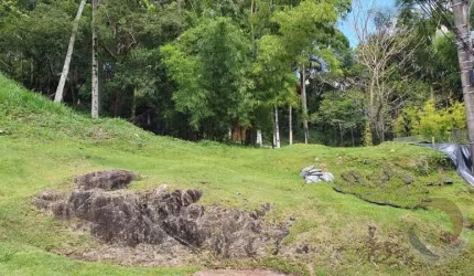 Terreno em condomínio fechado à venda na Rodovia Admar Gonzaga, 3181, Itacorubi, Florianópolis por R$ 1.100.000
