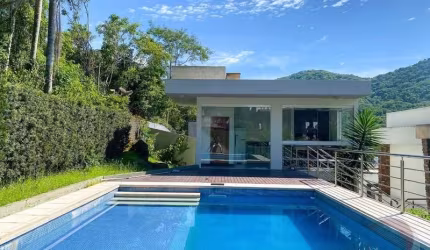 Casa em condomínio fechado com 4 quartos à venda na Rodovia Admar Gonzaga, 3184, Itacorubi, Florianópolis, 560 m2 por R$ 4.590.000