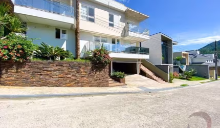 Casa em condomínio fechado com 4 quartos à venda na Rodovia Admar Gonzaga, 3184, Itacorubi, Florianópolis, 560 m2 por R$ 4.590.000