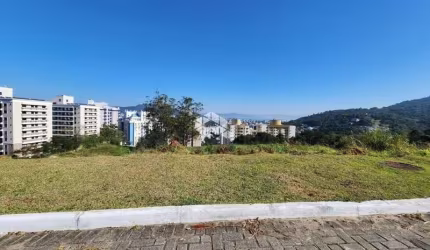 Terreno à venda na Rua Deoscoro Peres, 8, Itacorubi, Florianópolis por R$ 1.050.000