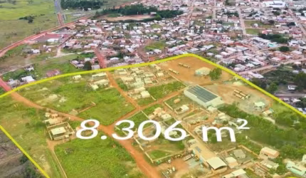 Área de 26 ha com 8.306 m² (área construída) - Cristalina - GO