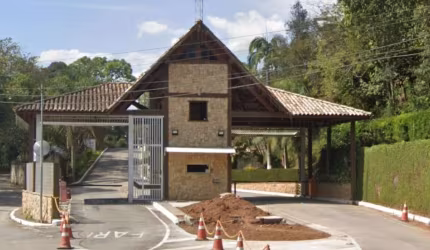 Área com 1.000 m² (Condomínio Suíça da Cantareira) - Mairiporã - SP