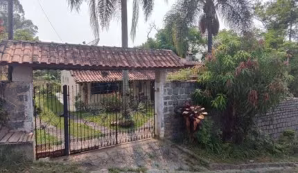 Casa em Terreno de 1.000 m² - Olho d’Água - Mairiporã - SP