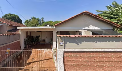 Casa em Área de 1.120 m² - Moreira César - Pindamonhangaba - SP