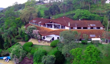 Hotel SPA com área de 28.149 m² e 8.268 m² de construção (próx. à Rod. R. Bittencourt) - Itapecerica da Serra - SP