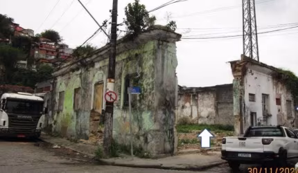 Terreno no Litoral com 117 m² - Valongo - Santos - SP