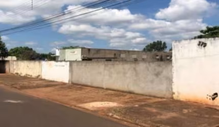 Galpão - Três Lagoas-MS - Rua Taufic Mahamed Farran, 379 - Vila Piloto