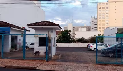Terreno 800 m² (utilizado hoje como estacionamento) - Centro - Araraquara - SP