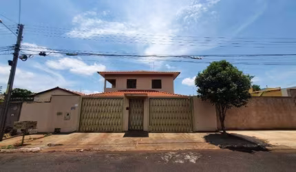 Casa 273 m² - Parque das Laranjeiras Prolongamento - Rio Verde - GO