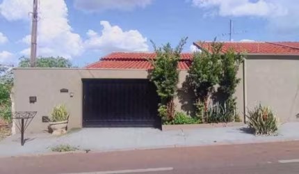 Casa 108 m² - Barretos-SP - Av. Vinte e um, 2.173 - América