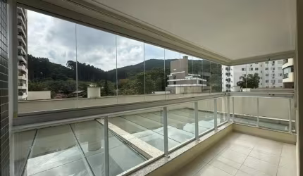 Apartamento à Venda com 3 Quartos, no Plaza España, Itacorubi.