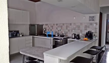 Sobrado com 3 dormitórios à venda, 270 m² por R$ 490.000,00 - Brasilândia - São Paulo/SP