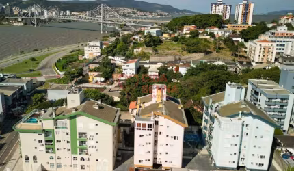 DESOCUPADO - 3 DORMS SUÍTE - SAC C/ CHURRASQUEIRA 2 VAGAS