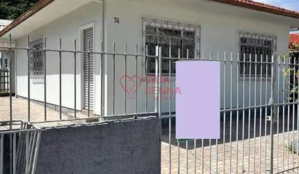 CASA 2 QUARTOS BANHEIRO EDÍCULA VAGA PARA 4 CARROS