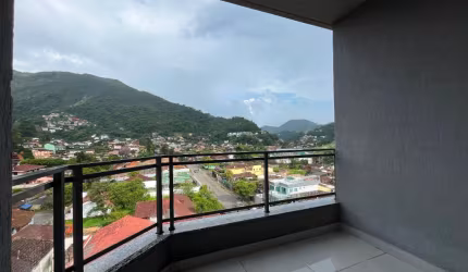 Apartamento 2 quartos próximo ao Comary – Vista Deslumbrante!