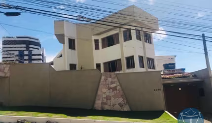 Prédio à venda na Prof. Moura Rabelo, 1909, Candelária, Natal por R$ 1.500.000