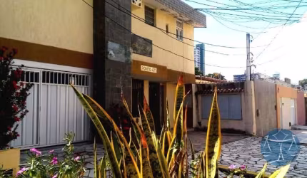 Casa comercial à venda na Doutor Múcio Galvão, 471, Tirol, Natal por R$ 790.000