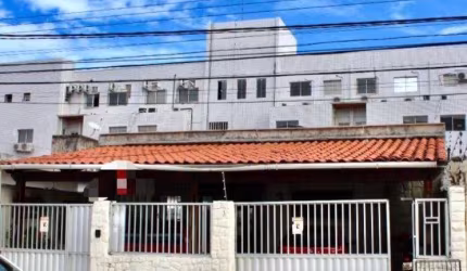 Casa comercial à venda na Vereador Orlando Garcia, 03, Lagoa Nova, Natal por R$ 950.000