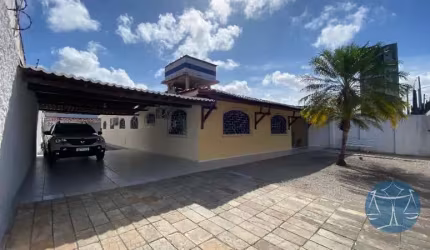 Casa com 4 quartos à venda na Perito José Lourenço, 442, Lagoa Nova, Natal por R$ 700.000