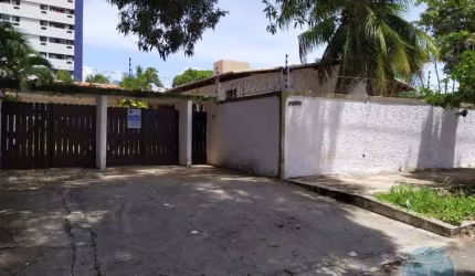 Casa com 4 quartos à venda na Graciliano Ramos, 2920, Capim Macio, Natal por R$ 1.200.000