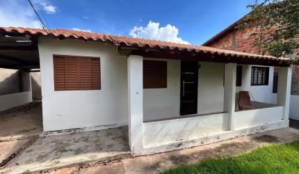Casa a venda em São José da Barra!