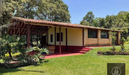 Sítio com 3 dormitórios à venda, 32000 m² por R$ 1.000.000 - Zona Rural - Salto de Pirapora/SP