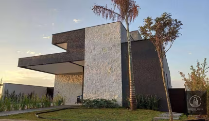 Sobrado com 3  suítesà venda, 260 m² por R$ 2.150.000 - Alphaville - Votorantim/SP