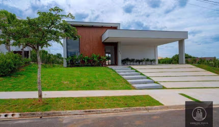 Casa com 3 dormitórios à venda, 380 m² por R$ 2.990.000,00 - Residencial Saint Charbel - Araçoiaba da Serra/SP