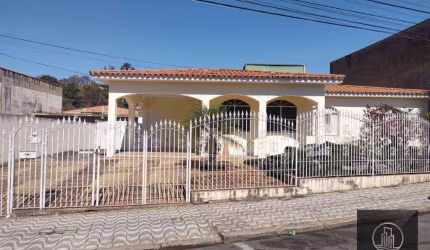 Casa com 3 dormitórios para alugar, 300 m² por R$ 4.000,00/mês - Centro - Votorantim/SP