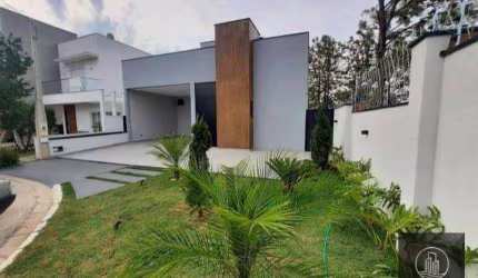 Casa com 3 dormitórios à venda, 295 m² por R$ 1.500.000,00 - Condomínio Belvedere I - Votorantim/SP