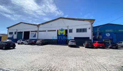 Alugue Galpão de 1.600m² na Imbiribeira, com acesso carretas