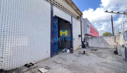 Alugue galpão em Afogados com 360m², a 50m da São Miguel