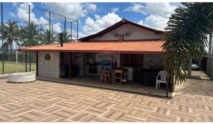 Chácara à venda no bairro Shangrilá, Goianá – Conforto e Lazer Completo!