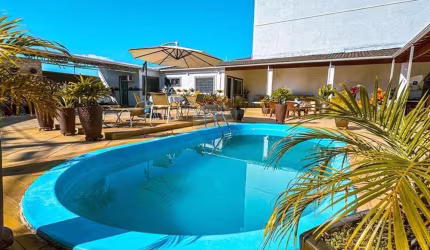 Casa linear no Aeroporto com 3 quartos, área de lazer completa!