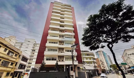 Apartamento 3 quartos, suite, varanda, vaga de gargem e elevador entre o Centro e o Granbery