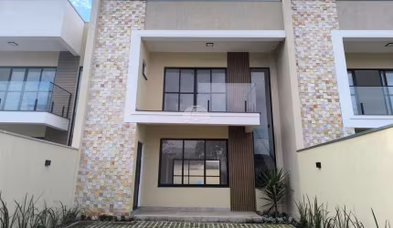 Casa com 3 quartos à venda na Rua Noruega, 102, Praia de Leste, Pontal do Paraná, 108 m2 por R$ 850.000